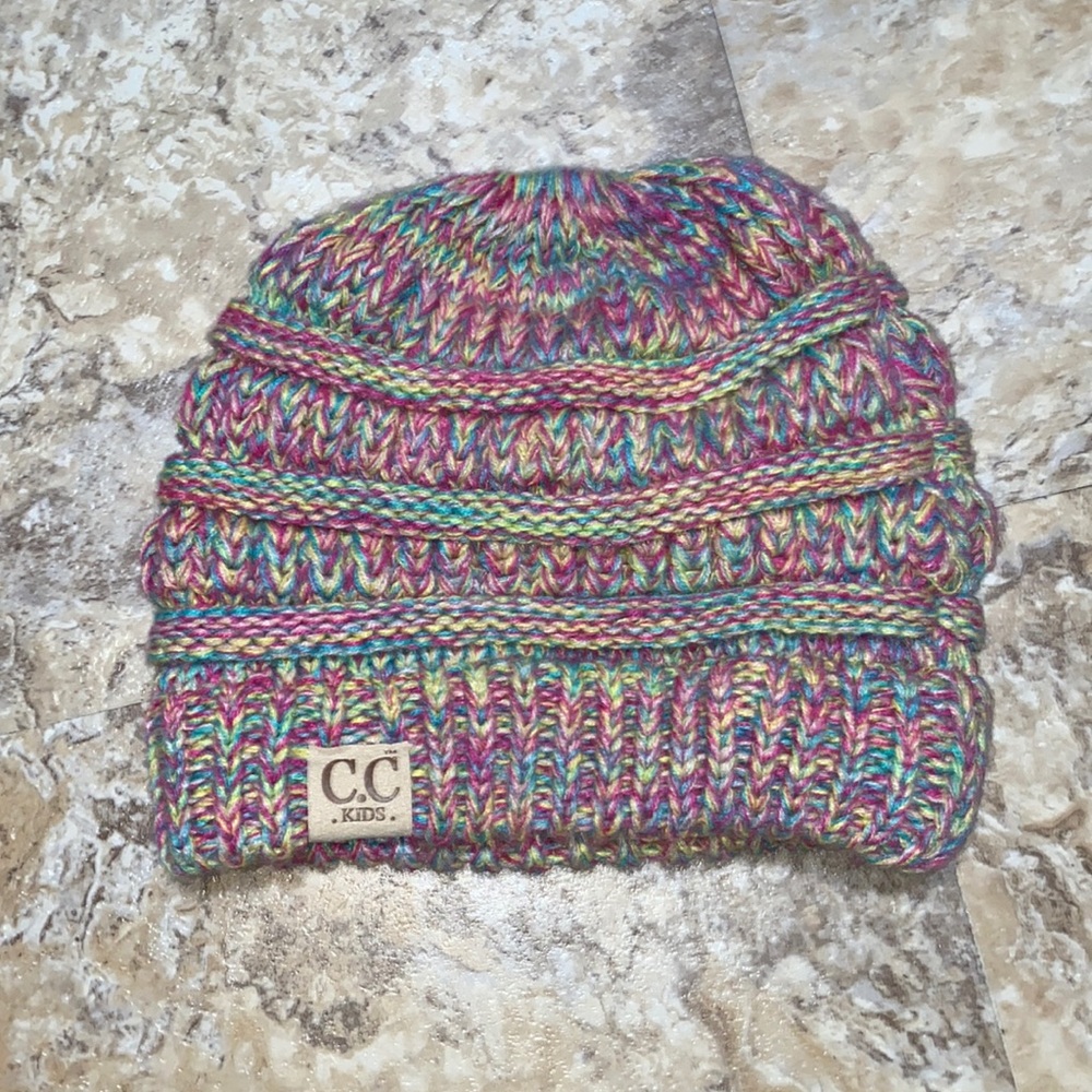 Girls CC bun beanie